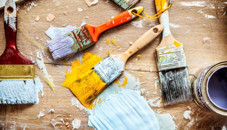 پرسش رنگ ساختمان اکریلیک بهتر است یا روغنی؟