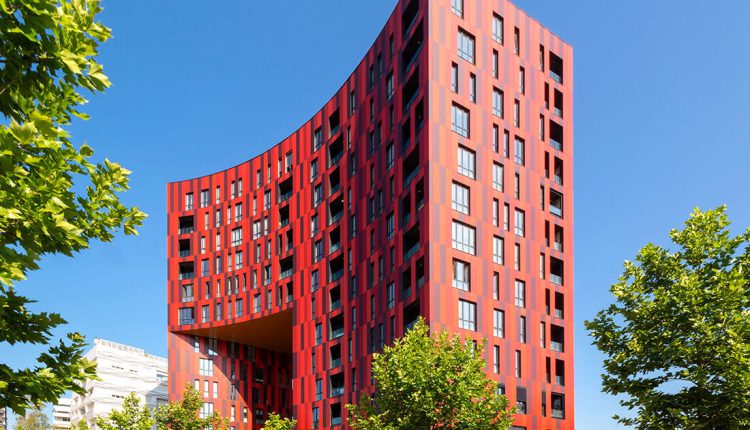 رنگ زدن نمای ساختمان