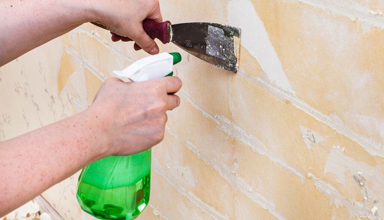 لایه پشتی را خیس کنید.