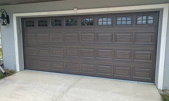 رنگ آمیزی درب آهنی پارکینگ