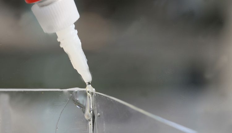 پاک کردن چسب 123