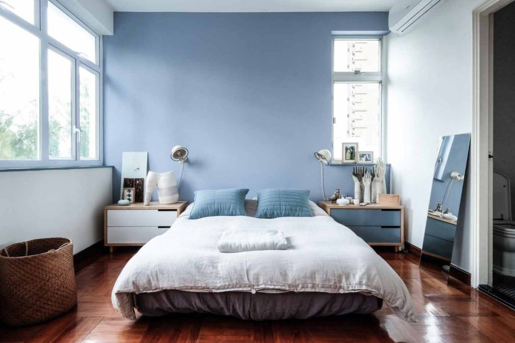اتاق خواب آبی رنگ