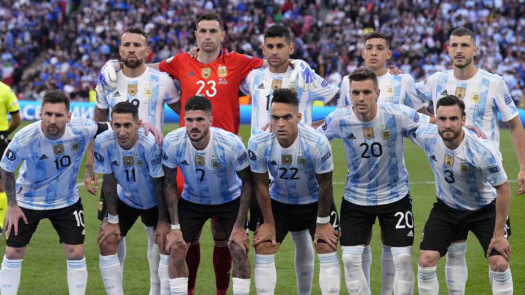 لباس تیم ملی آرژانتین در جام جهانی 2022