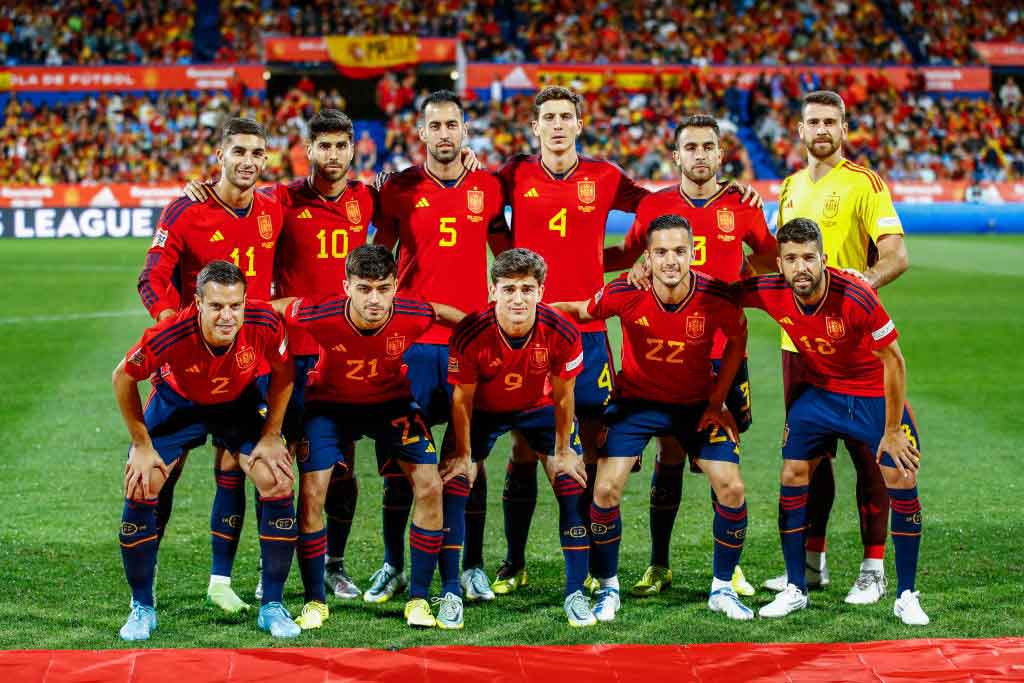 لباس تیم ملی اسپانیا در جام جهانی 2022