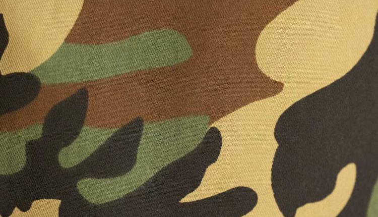 رنگ سبز ارتشی